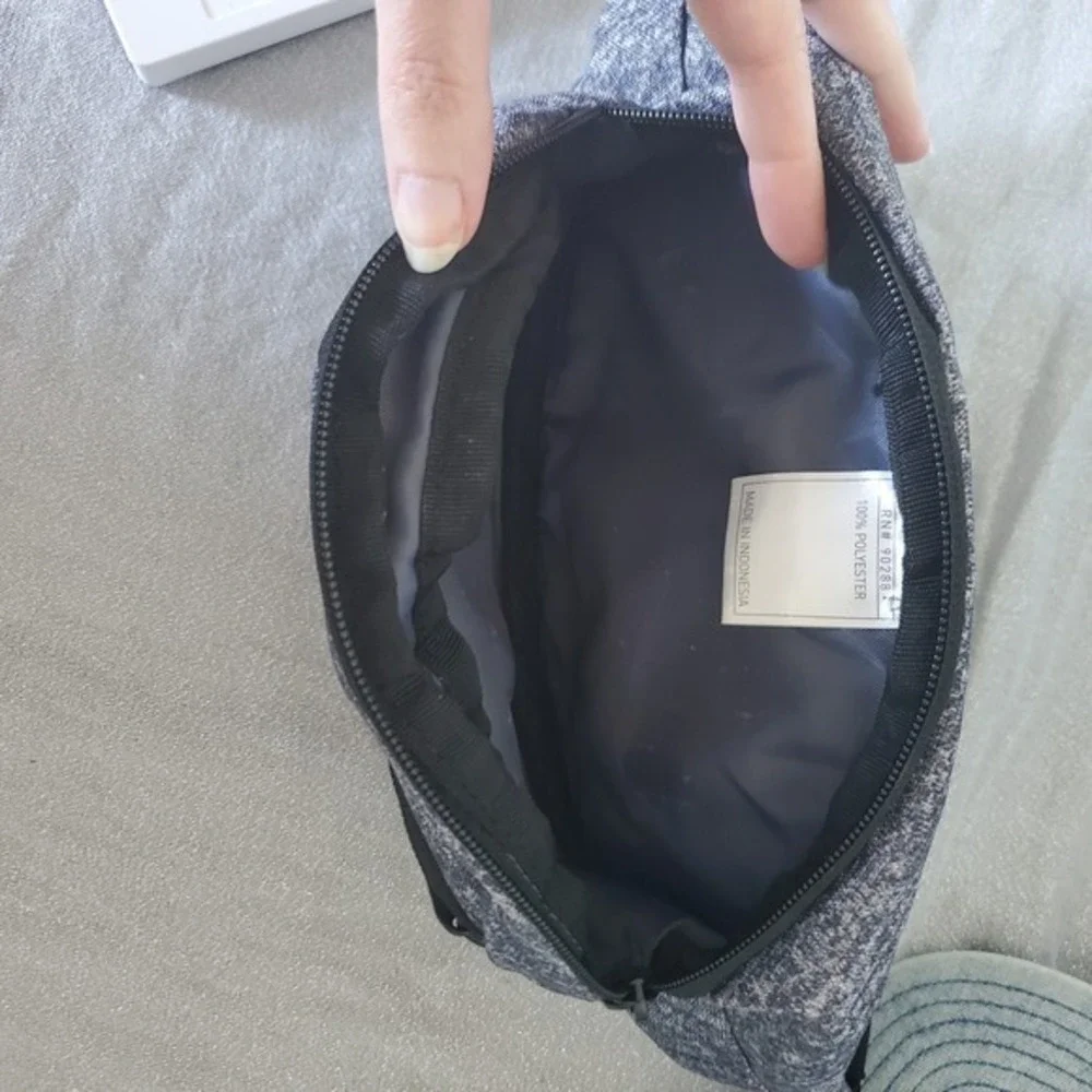 Adidas Fanny Pack Bag Gray Logo Adjustable Strap & Washed Denim Baseball Cap Set